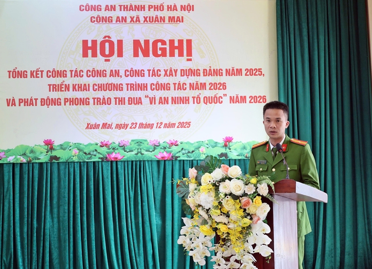 Đồng chí Bí thư Đảng ủy xã Xuân Mai Hoàng Minh Hiến dự hội nghị tổng kết công tác công an, công tác xây dựng Đảng năm 2025- Ảnh 4.