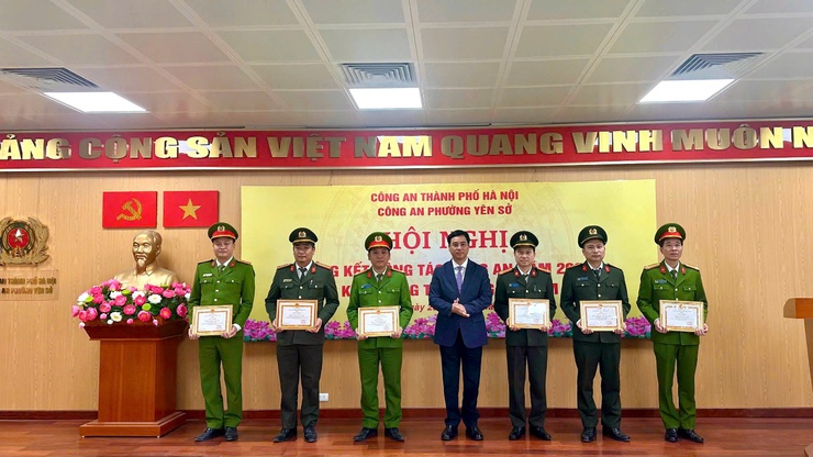 Công an phường Yên Sở tổ chức Hội nghị tổng kết công tác Công an năm 2025 và triển khai chương trình công tác năm 2026- Ảnh 3.