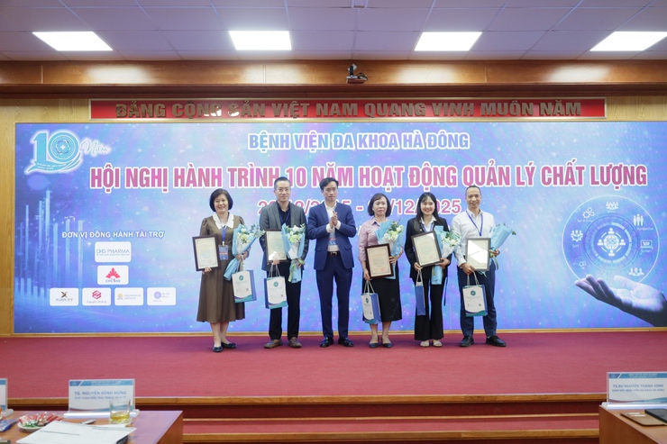Hành trình 10 năm hoạt động quản lý chất lượng Bệnh viện đa khoa Hà Đông- Ảnh 1.