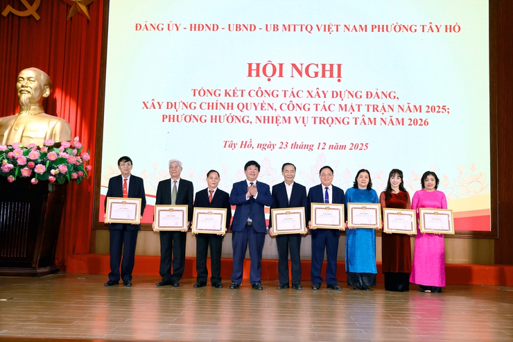 Phường Tây Hồ: Kết quả bước đầu trong năm đầu vận hành mô hình chính quyền địa phương hai cấp- Ảnh 7.