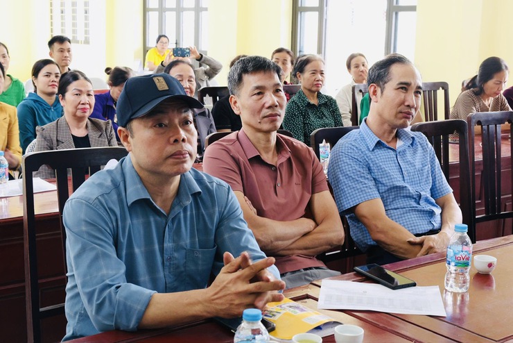 Xã Thường Tín tổ chức hội nghị tuyên truyền chính sách bảo hiểm xã hội tự nguyện tại Cụm dân cư số 6 – Trát Cầu- Ảnh 3.