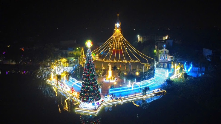 Phú Xuyên: Ngập tràn không khí chào đón Noel ở các Giáo xứ, họ đạo- Ảnh 8.