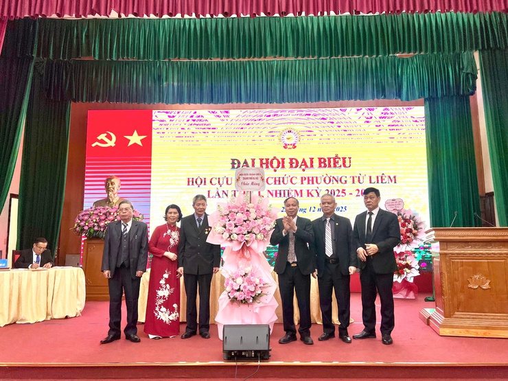 Đại hội Đại biểu Hội Cựu giáo chức phường Từ Liêm
lần thứ I, nhiệm kỳ 2025 - 2030.
- Ảnh 3.