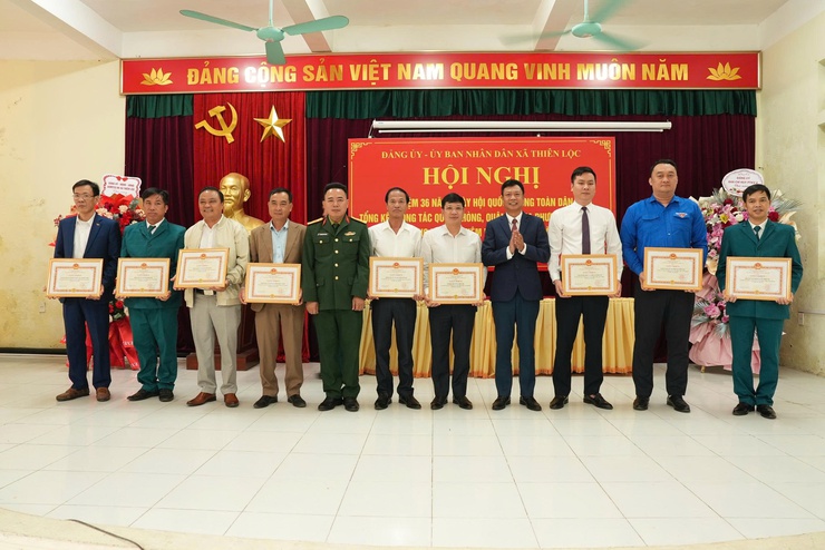 Xã Thiên Lộc tổ chức Lễ kỷ niệm 36 năm ngày hội Quốc phòng toàn dân và tổng kết công tác Quốc phòng, Quân sự địa phương năm 2025- Ảnh 9.