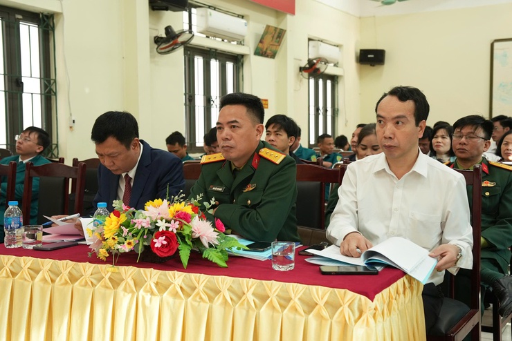 Xã Thiên Lộc tổ chức Lễ kỷ niệm 36 năm ngày hội Quốc phòng toàn dân và tổng kết công tác Quốc phòng, Quân sự địa phương năm 2025- Ảnh 5.