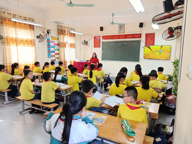 HÒA XÁ TỔ CHỨC THÀNH CÔNG HỘI THI GIÁO VIÊN DẠY GIỎI CẤP TIỂU HỌC NĂM HỌC 2025 - 2026- Ảnh 4.