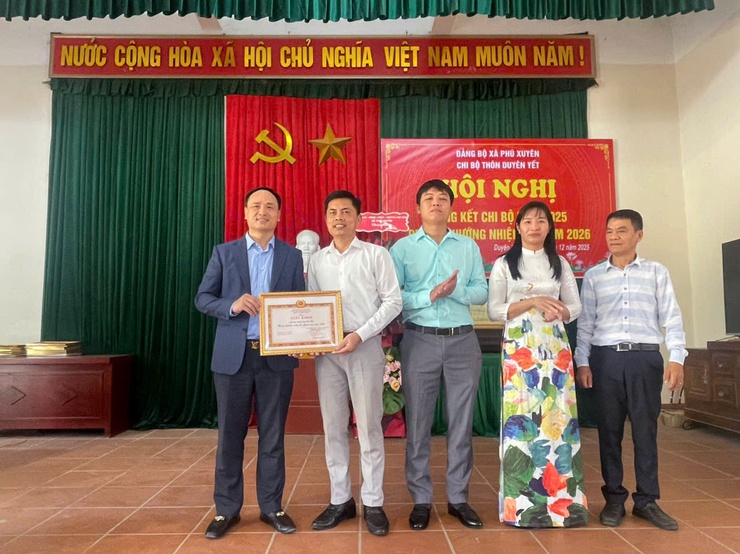Chi bộ thôn Duyên Yết tổ chức hội nghị tổng kết công tác xây dựng Đảng năm 2025, triển khai phương hướng, nhiệm vụ năm 2026- Ảnh 4.