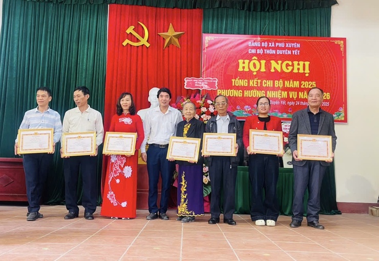 Chi bộ thôn Duyên Yết tổ chức hội nghị tổng kết công tác xây dựng Đảng năm 2025, triển khai phương hướng, nhiệm vụ năm 2026- Ảnh 6.