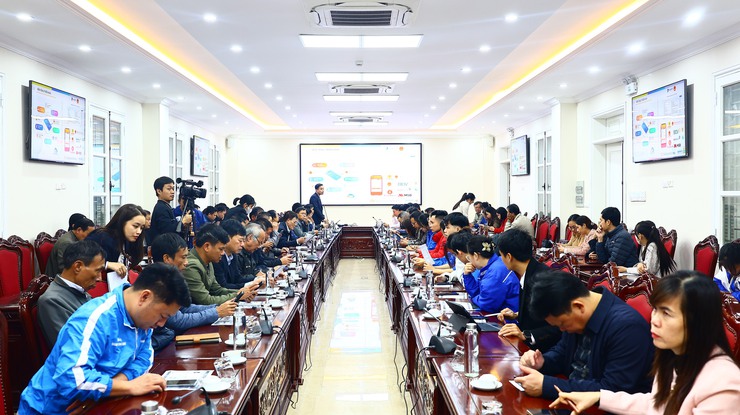 Thạch Thất: Hướng dẫn tạo và sử dụng chứng thư chữ ký số công cộng SmartCA trên ứng dụng VNeID- Ảnh 3.