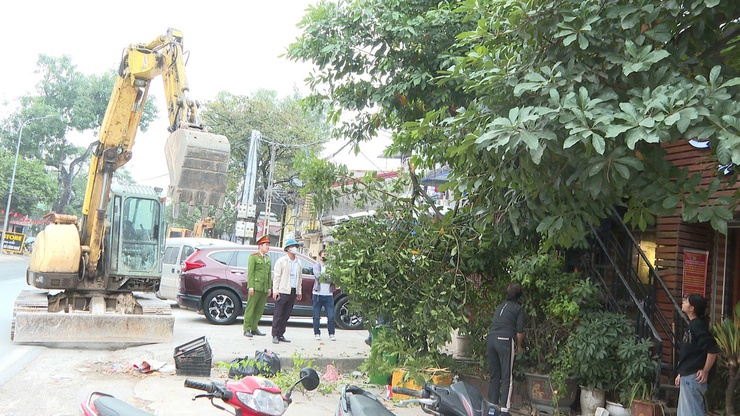 XÃ VĨNH THANH TĂNG CƯỜNG RA QUÂN XỬ LÝ TRẬT TỰ VĂN MINH ĐÔ THỊ, TRẬT TỰ AN TOÀN GIAO THÔNG, VỆ SINH MÔI TRƯỜNG TRÊN ĐỊA BÀN XÃ TRƯỚC, TRONG VÀ SAU TẾT NGUYÊN ĐÁN BÍNH NGỌ 2026- Ảnh 2.