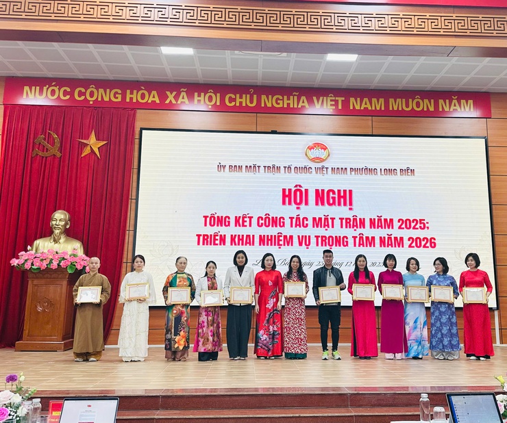 HỘI NGHỊ TỔNG KẾT CÔNG TÁC MẶT TRẬN NĂM 2025; TRIỂN KHAI NHIỆM VỤ TRỌNG TÂM NĂM 2026- Ảnh 9.