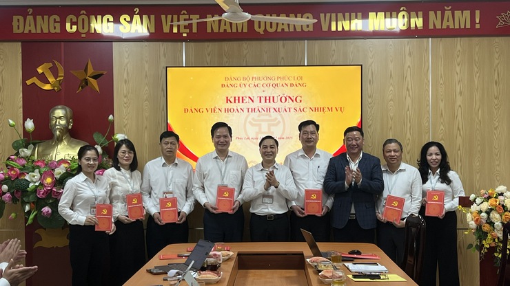 Đảng ủy các cơ quan Đảng phường Phúc Lợi tổng kết công tác Đảng năm 2025, triển khai nhiệm vụ năm 2026 - Ảnh 6.