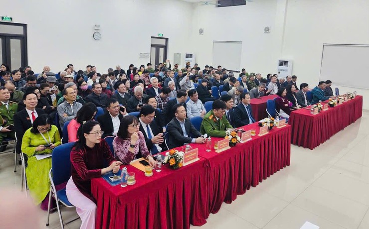 PHƯỜNG LÁNG TỔ CHỨC HỘI NGHỊ PHÁT ĐỘNG PHONG TRÀO THI ĐUA YÊU NƯỚC NĂM 2026 - Ảnh 7.