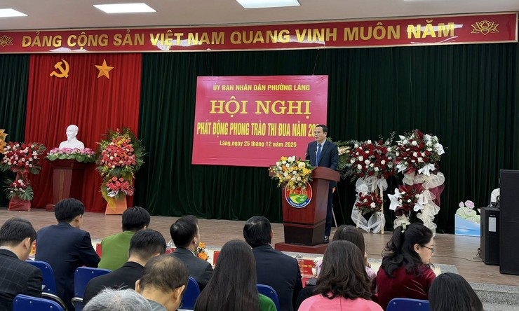 PHƯỜNG LÁNG TỔ CHỨC HỘI NGHỊ PHÁT ĐỘNG PHONG TRÀO THI ĐUA YÊU NƯỚC NĂM 2026 - Ảnh 1.