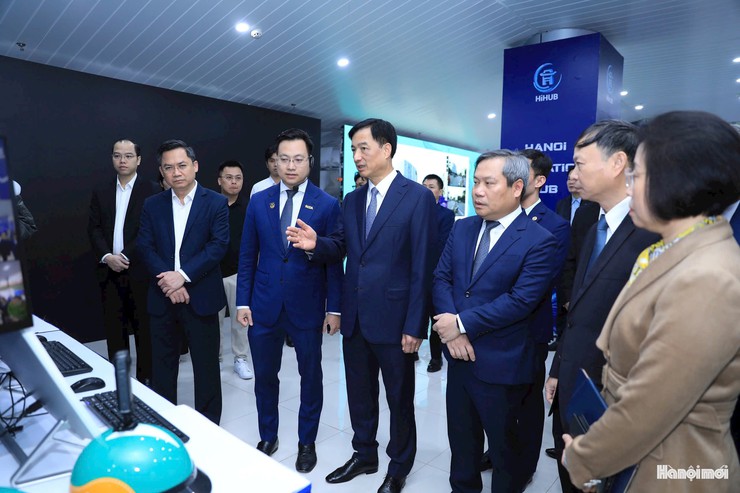 Chuyên Mỹ dự hội nghị tổng kết, chương trình hành động thực hiện Nghị quyết 57 của Thủ đô Hà Nội năm 2026 về phát triển khoa học công nghệ, đổi mới sáng tạo- Ảnh 2.