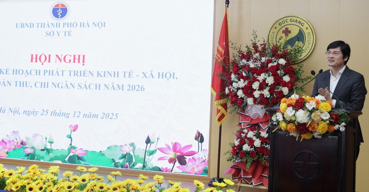 Hà Nội: Triển khai Kế hoạch phát triển kinh tế - xã hội, dự toán thu, chi ngân sách năm 2026- Ảnh 1.