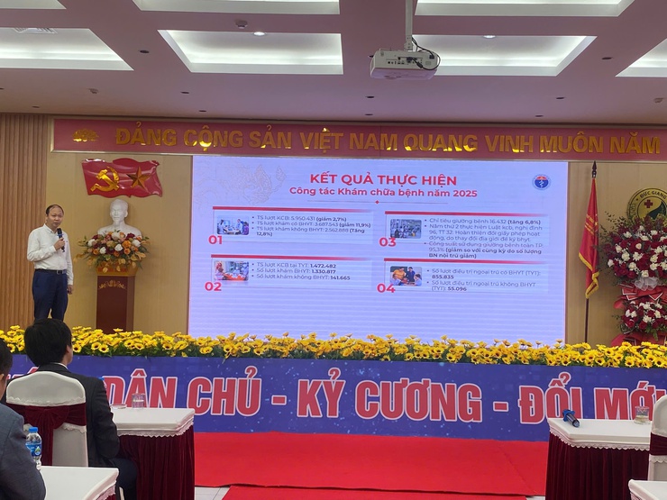 Hà Nội: Triển khai Kế hoạch phát triển kinh tế - xã hội, dự toán thu, chi ngân sách năm 2026- Ảnh 3.