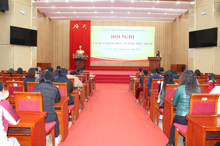 Phường Yên Sở tập huấn kiến thức về an toàn thực phẩm năm 2025- Ảnh 4.