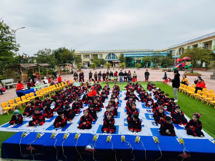 Chương trình “Ngày hội Tiếng Anh cùng Ông Già Noel”- Ảnh 1.