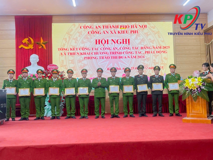 Công an xã Kiều Phú tổ chức Hội nghị tổng kết công tác Đảng, công tác Công an năm 2025, triển khai Chương trình công tác và phát động Phong trào thi đua năm 2026- Ảnh 10.