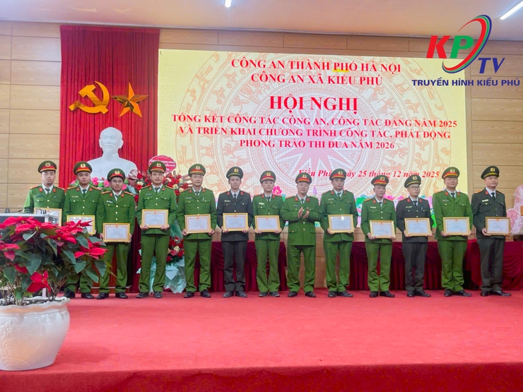 Công an xã Kiều Phú tổ chức Hội nghị tổng kết công tác Đảng, công tác Công an năm 2025, triển khai Chương trình công tác và phát động Phong trào thi đua năm 2026- Ảnh 9.