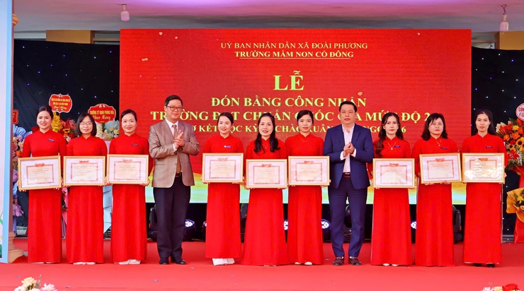 Trường Mầm non Cổ Đông đón Bằng công nhận trường đạt chuẩn Quốc gia mức độ 2- Ảnh 5.