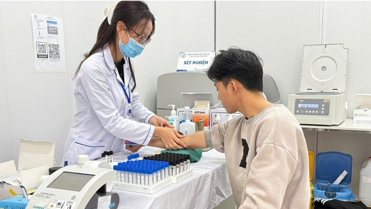 Chuẩn hóa xét nghiệm, nâng tầm y tế cơ sở khu vực Mê Linh- Ảnh 2.