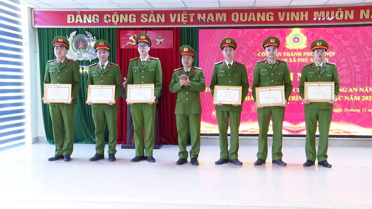 Công an xã Phú Xuyên tổng kết công tác năm 2025, phát động phong trào thi đua năm 2026- Ảnh 8.