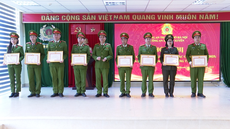 Công an xã Phú Xuyên tổng kết công tác năm 2025, phát động phong trào thi đua năm 2026- Ảnh 11.