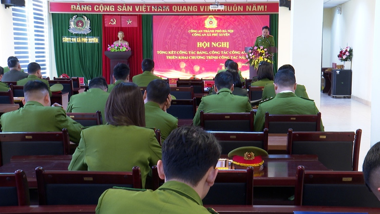 Công an xã Phú Xuyên tổng kết công tác năm 2025, phát động phong trào thi đua năm 2026- Ảnh 4.