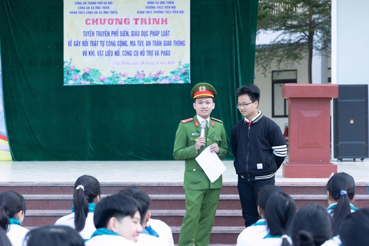 Tuyên truyền, phổ biến pháp luật cho học sinh - xây dựng môi trường học đường an toàn, lành mạnh- Ảnh 2.