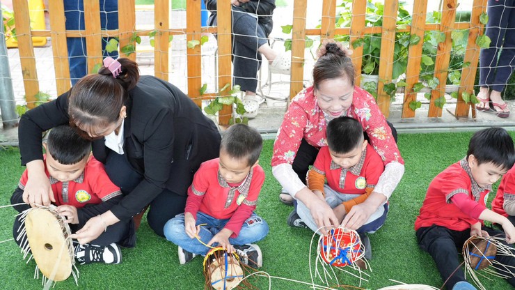 BỒI DƯỠNG KIẾN THỨC GIÁO DỤC TRẺ KHUYẾT TẬT HÒA NHẬP- Ảnh 2.