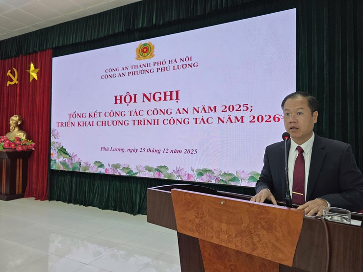 Công an phường Phú Lương tổ chức hội nghị Tổng kết công tác Công an năm 2025- Ảnh 4.