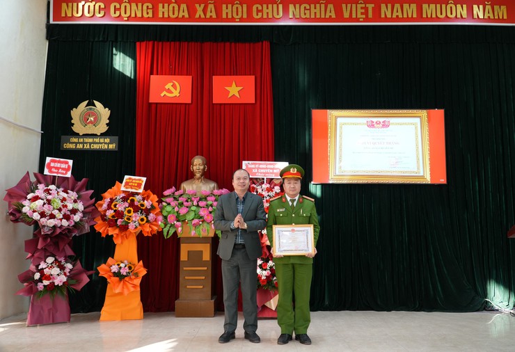 Công an xã Chuyên Mỹ tổng kết công tác Công an năm 2025- Ảnh 3.