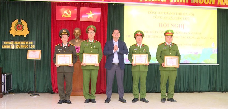 Công an xã Phúc Lộc tổ chức Hội nghị tổng kết công tác Công an năm 2025- Ảnh 6.