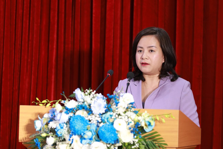 Hội thảo "Giảm khoảng cách số: Nâng cao khả năng sử dụng dịch vụ công trực tuyến cho người cao tuổi, người yếu thế và nhóm dân cư hạn chế kỹ năng số"- Ảnh 6.