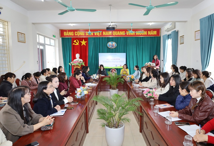 Phường Tùng Thiện tổ chức kiến tập chuyên đề điểm phát triển chương trình giáo dục mầm non đi sâu lĩnh vực phát triển nhận thức- Ảnh 1.