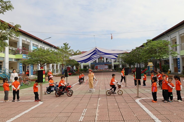 Phường Tùng Thiện tổ chức kiến tập chuyên đề điểm phát triển chương trình giáo dục mầm non đi sâu lĩnh vực phát triển nhận thức- Ảnh 6.