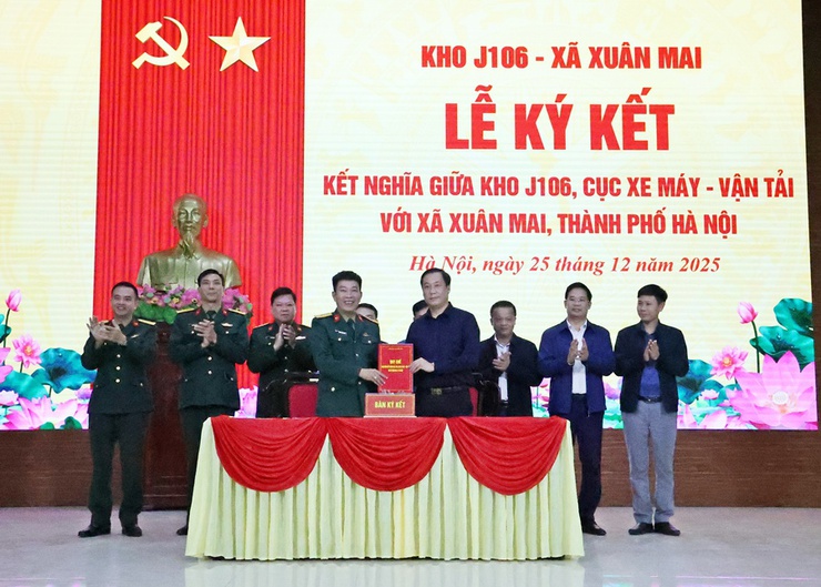 Xã Xuân Mai kết nghĩa với kho J106 góp phần thắt chặt tình đoàn kết quân – dân- Ảnh 7.