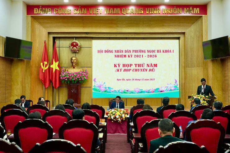 HĐND phường Ngọc Hà tổ chức Kỳ họp thứ 5 (kỳ họp chuyên đề), thông qua các nghị quyết quan trọng về công tác cán bộ và phát triển kinh tế – xã hội- Ảnh 3.