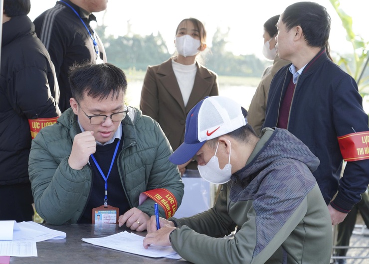 UBND xã cưỡng chế kiểm đếm bắt buộc thực hiện Dự án Cụm công nghiệp làng nghề Hòa Bình - giai đoạn 1- Ảnh 9.