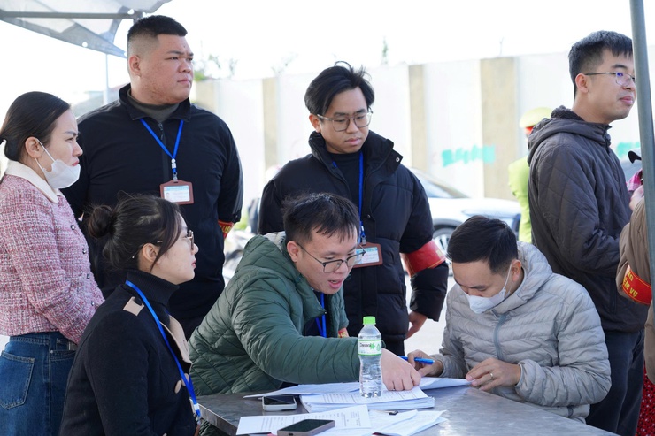 UBND xã cưỡng chế kiểm đếm bắt buộc thực hiện Dự án Cụm công nghiệp làng nghề Hòa Bình - giai đoạn 1- Ảnh 8.