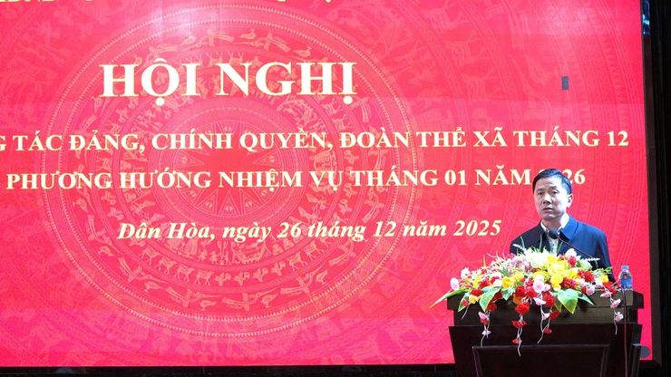 HỘI NGHỊ GIAO BAN CÔNG TÁC ĐẢNG, CHÍNH QUYỀN VÀ ĐOÀN THỂ XÃ THÁNG 12 NĂM 2025, PHƯƠNG HƯỚNG THÁNG 01 NĂM 2026.
- Ảnh 8.