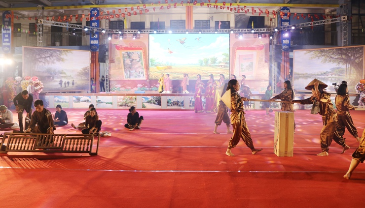 Đêm nghệ thuật “Hồn quê Thạch Thán” – bản hòa ca của tình yêu làng quê- Ảnh 8.