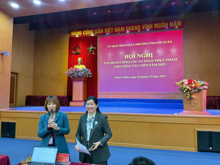 Phường Thanh Xuân tập huấn kiến thức an toàn thực phẩm cho lực lượng cộng tác viên- Ảnh 6.