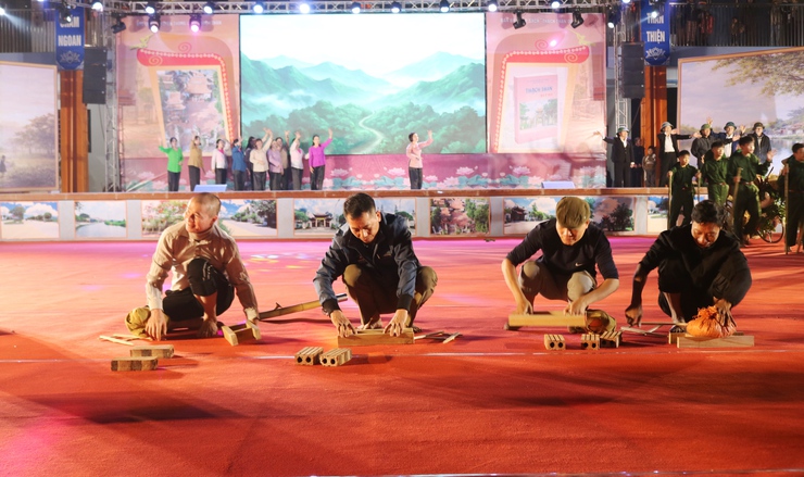 Đêm nghệ thuật “Hồn quê Thạch Thán” – bản hòa ca của tình yêu làng quê- Ảnh 22.