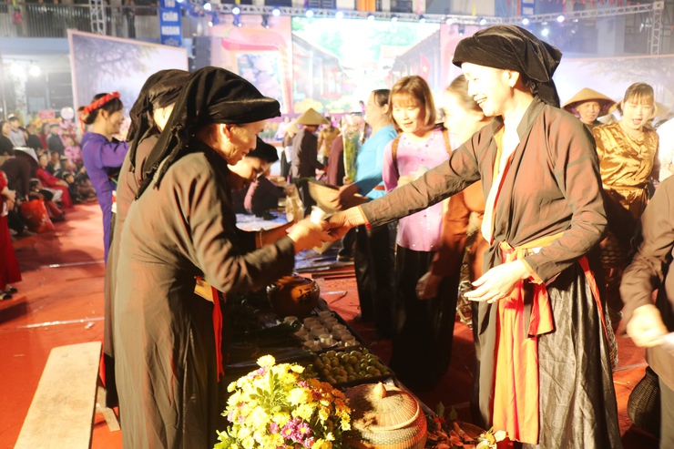 Đêm nghệ thuật “Hồn quê Thạch Thán” – bản hòa ca của tình yêu làng quê- Ảnh 26.