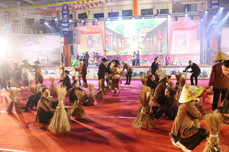 Đêm nghệ thuật “Hồn quê Thạch Thán” – bản hòa ca của tình yêu làng quê- Ảnh 27.