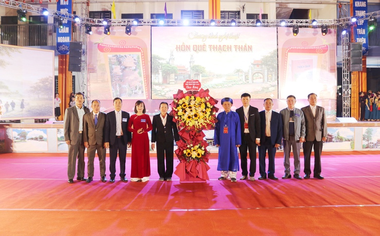 Đêm nghệ thuật “Hồn quê Thạch Thán” – bản hòa ca của tình yêu làng quê- Ảnh 36.