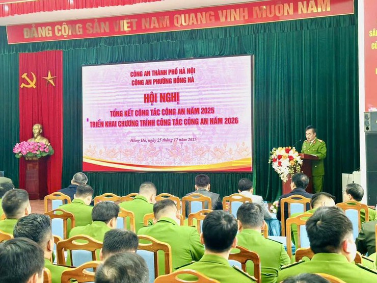 CÔNG AN PHƯỜNG HỒNG HÀ: GHI DANH "ĐƠN VỊ QUYẾT THẮNG" VỚI NHIỀU THÀNH TÍCH NỔI BẬT- Ảnh 2.